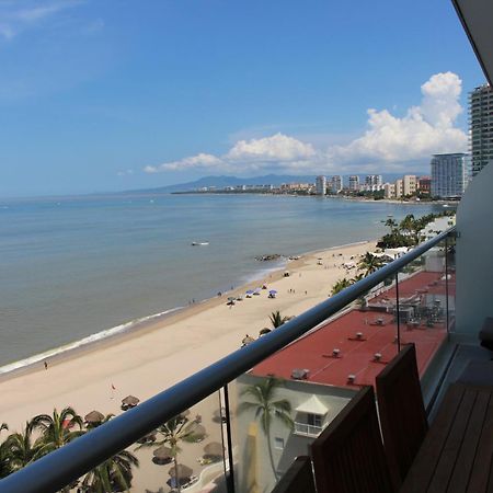 PENINSULA VALLARTA , Departamentos Piso 8 y 10 hacia el Mar Puerto Vallarta Exterior foto